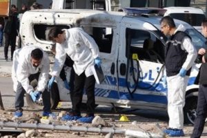 Polise bombalı saldırıyla ilgili 10 g&ouml;zaltı