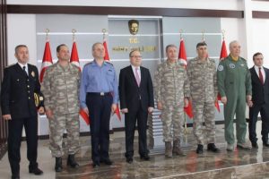 Genelkurmay Başkanı Akar Siirt'te