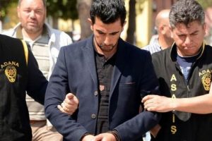 Katil zanlısı, kuzenine sağdı&ccedil; olmaya hazırlanırken yakalandı