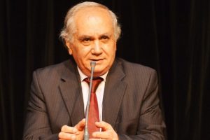 CHP eski Bursa Milletvekili Şimşek, Sosyal Demokrasi Seminerleri'nin konuğu oldu