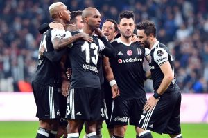 Celtic zirvede, Kartal 15. sırada