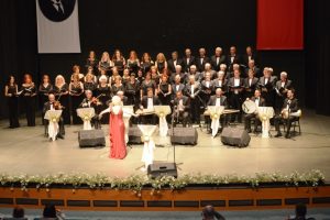 Bursa Nil&uuml;fer'de T&uuml;rk Sanat M&uuml;ziği b&uuml;y&uuml;ledi