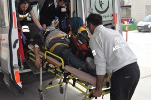 Bursa'da inşaattan d&uuml;şen iş&ccedil;i ağır yaralandı