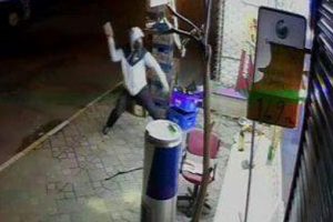 &Ccedil;alınan papağanına g&uuml;nler sonra kavuştu