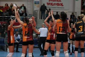 Bursa B&uuml;y&uuml;kşehir Belediyespor set alamadı