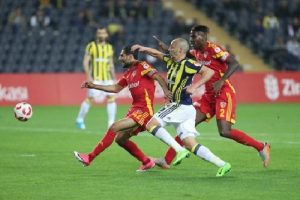 Fenerbah&ccedil;e kupada yarı finale y&uuml;kseldi