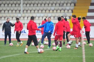 İneg&ouml;lspor'un hedefi: 3'te 3