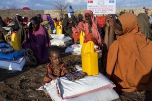 İHH, Somali'ye yardımlarını s&uuml;rd&uuml;r&uuml;yor
