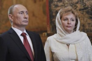 Putin'in eski eşi hakkında sır perdesi &ccedil;&ouml;z&uuml;ld&uuml;!