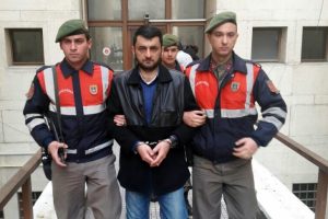 8 ayrı su&ccedil;tan aranan FET&Ouml;'c&uuml; Bursa'da yakalandı