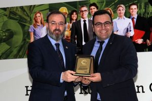 Hema End&uuml;stri'ye istihdama en fazla destek sağlayan şirket &ouml;d&uuml;l&uuml;