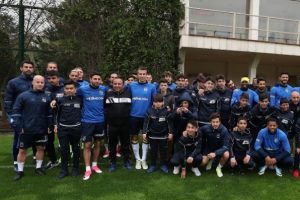 Fenerbah&ccedil;e, Akhisar hazırlıklarını s&uuml;rd&uuml;r&uuml;yor