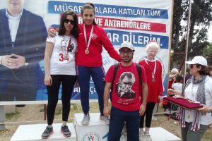 Bursa Nil&uuml;fer G&ouml;rme Engelliler Spor Kul&uuml;b&uuml;'nden 4 T&uuml;rkiye rekor