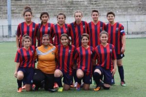 Ma&ccedil;tan sonra kavga eden 16 kadın futbolcuya ceza