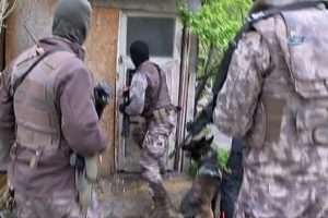 Uyuşturucu operasyonu: 18 g&ouml;zaltı