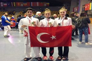 Hakan Re&ccedil;ber Avrupa Şampiyonu oldu
