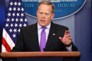 Sean Spicer: "Net bir mesaj verdiğimizi d&uuml;ş&uuml;n&uuml;yorum"
