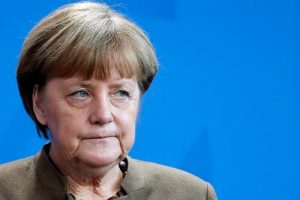 Merkel: S&ouml;m&uuml;rge d&ouml;neminde Afrika'da g&uuml;naha girdik