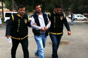 'Paramız kalmadı' diyen yaşlı &ccedil;iftin evini bile aradılar
