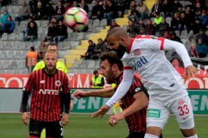 Gen&ccedil;lerbirliği-Antalyaspor puanları paylaştı
