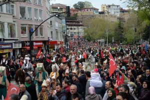 Bursa'da Osman Gazi'yi Anma ve Bursa'nın Fethi Şenlikleri başladı