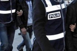 Muş'ta ter&ouml;r operasyonu: 12 g&ouml;zaltı