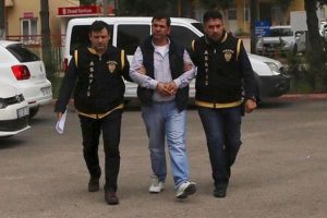 Almanya'daki oğlunun parasını da aldılar