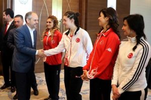 Bakan Kılı&ccedil;: Prestijli organizasyonlara ev sahipliği konusunda marka haline geldik