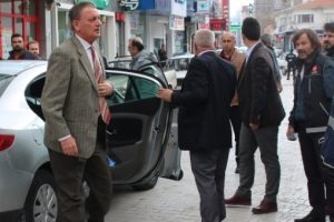 H&uuml;sn&uuml; Bozkurt'a Konya'da tepki