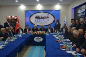 İ&ccedil;işleri eski Bakanı Ala'dan Bursa'da referandum ziyareti