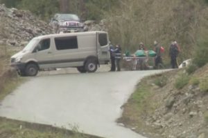 Tırmandıkları dağ k&uuml;tlesi koptu! 5 dağcı &ouml;ld&uuml;