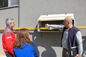 Bursagaz y&ouml;neticileri sahaya indi