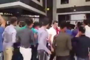 Irak'ta &uuml;niversite karıştı, &ouml;ğrencilere ateş a&ccedil;ıldı