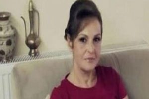 Emlak&ccedil;ı kadını evinden &ccedil;ıkarken &ouml;ld&uuml;rd&uuml;ler