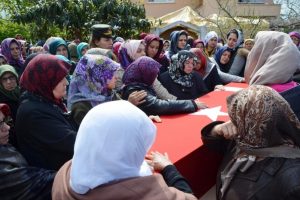 Samsun'da şehide g&ouml;z&uuml; yaşlı veda