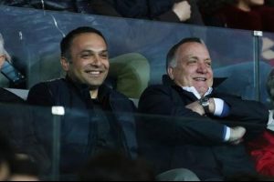 Advocaat'tan Galatasaray'a yakın markaj