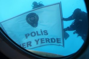 T&uuml;rkiye'nin ilk sivil denizaltısı ilk seferine &ccedil;ıktı