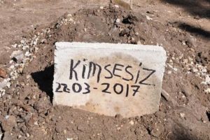 Hen&uuml;z iki g&uuml;nl&uuml;kt&uuml; b&ouml;yle toprağa verildi