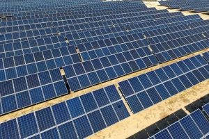 'D&uuml;nyada y&uuml;zde 100 yenilenebilir enerjiye ge&ccedil;iş m&uuml;mk&uuml;n'