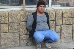 "Pe&ccedil;eyi a&ccedil;, 5 TL vereyim" kavgası