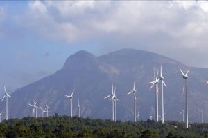 &Ccedil;in'de temiz enerji yatırımları artacak