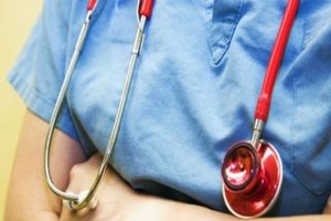 Sağlıkta devrim! Yabancı doktor ve hemşireler şehir hastanelerinde &ccedil;alışabilecek