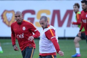 Galatasaray'da derbi mesaisi
