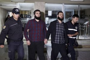 Adana'da 10 DEAŞ'lı tutuklandı