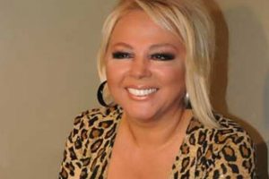 Safiye Soyman, Banu Alkan ile d&uuml;nyayı gezecek