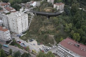 Bursa'da Selvili Cadde'ye viyad&uuml;kl&uuml; &ccedil;&ouml;z&uuml;m