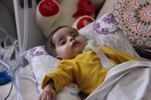 Mira&ccedil; bebek yardım bekliyor