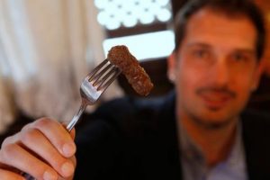 Sığınmacı olarak geldi, 'K&ouml;fte' kralı oldu