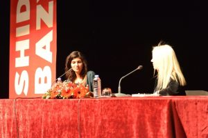İranlı gen&ccedil; yazar Bursa Nil&uuml;fer'de okurlarıyla buluştu