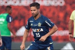 Diego, Flamengo'yu sırtlıyor